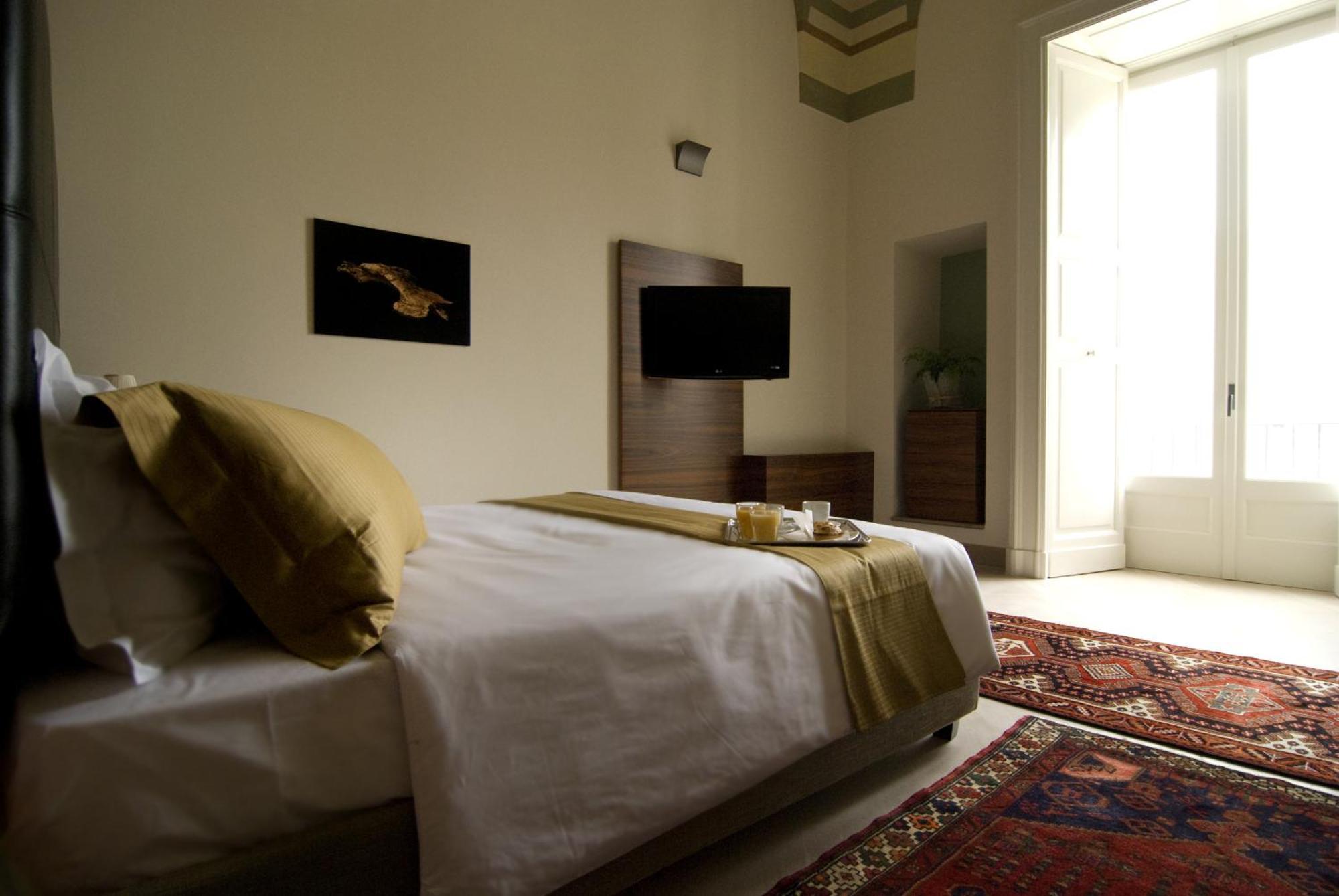 Alvino Suite And Breakfast Lecce Habitación foto